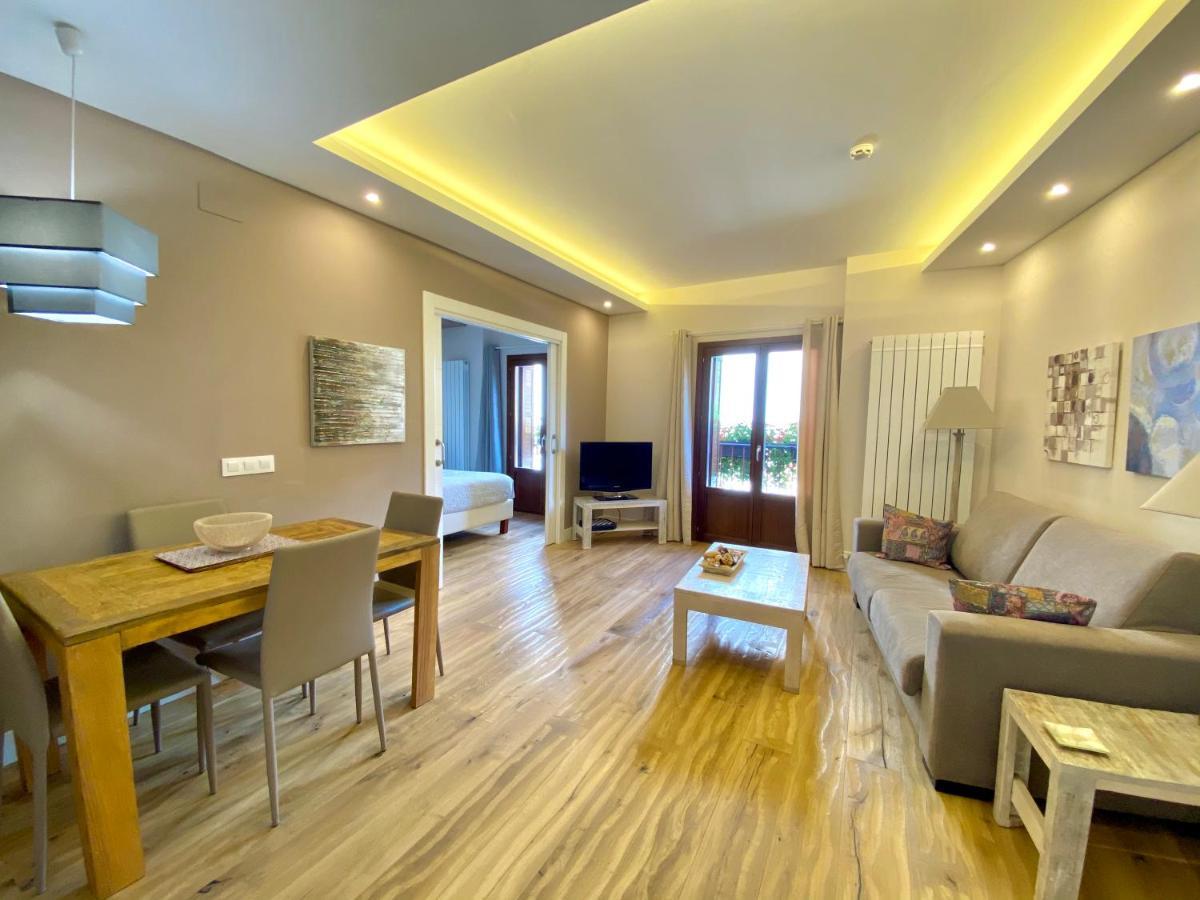 Apartamentos Turisticos Ezcaray Ngoại thất bức ảnh